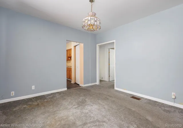 Photo 3 of Single family home for sale at 11727 Dyar St, Hamtramck, MI 48212 | MLS# 20261009280 | Listing updated on 2026-08-31