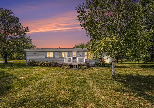 Photo 1 of Sale Pending at 6939 Alden Nash Ave Se, Alto, MI 49302 | MLS# 65026005489 | Listing updated on 2026-04-16