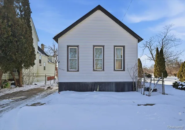 2nd image of 2745 Vermont St, Detroit, MI 48216 | MLS# 20261009343