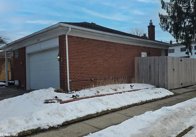 Photo 2 of Single family home for sale at 20900 Bayside St, St Clair Shores City Macomb, MI 48081 | MLS# 58050199501 | Listing updated on 2026-08-03