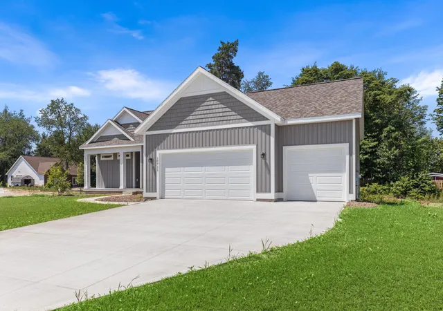 2nd image of 10711 Greyhound Ave, Allendale, MI 49401 | MLS# 71026005558