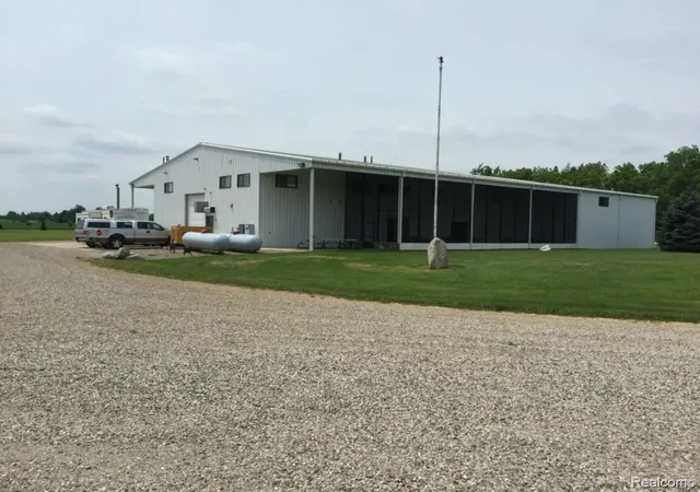 3rd image of 6350 Wolf Rd, Brown City, MI 48416 | MLS# 20261009488