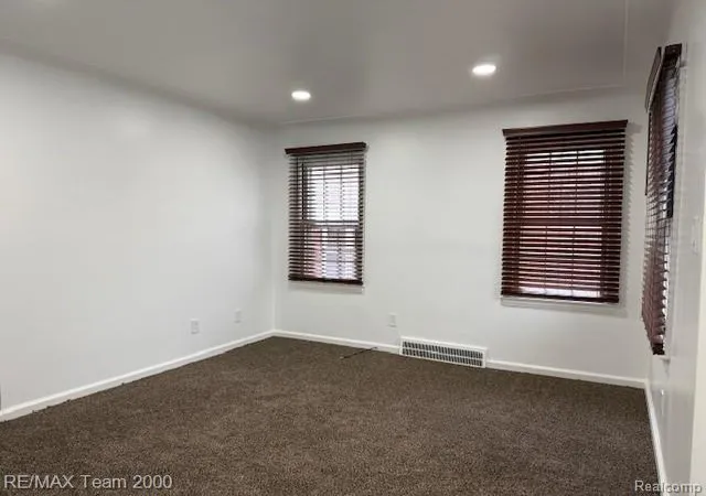 Photo 4 of Single family home for sale at 3346 Roosevelt St, Dearborn, MI 48124 | MLS# 20261009648 | Listing updated on 2026-09-02