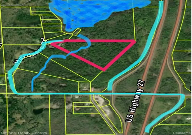 4th image of 4233 Hardacre Trl, Houghton Lake, MI 48629 | MLS# 20261009766