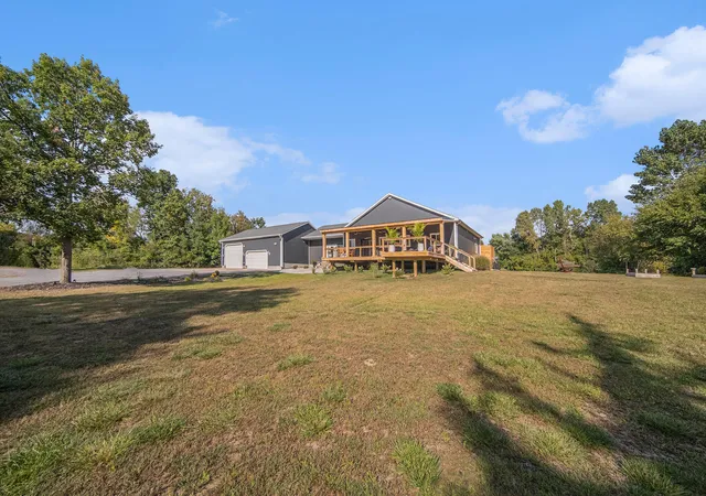 3rd image of 7914 Stony Lake Rd, Jackson, MI 49201 | MLS# 81026005768