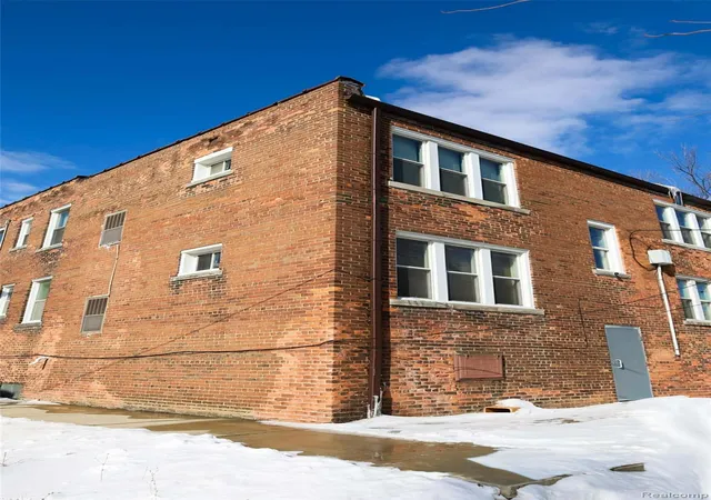 Listing Photo 5 - Condo for sale in building located at 3633 Oakman Blvd, Detroit, MI 48204