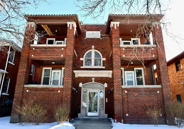 Listing Photo 1 - Condo for sale in building located at 3633 Oakman Blvd, Detroit, MI 48204