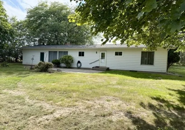 Photo 1 of Single family home for sale at 1307 S State Rd, Ithaca, MI 48847 | MLS# 79080065486 | Listing updated on 2026-08-26