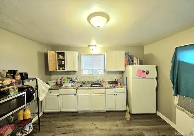 5th image of 15469 Hazelridge St, Detroit, MI 48205 | MLS# 20261010027