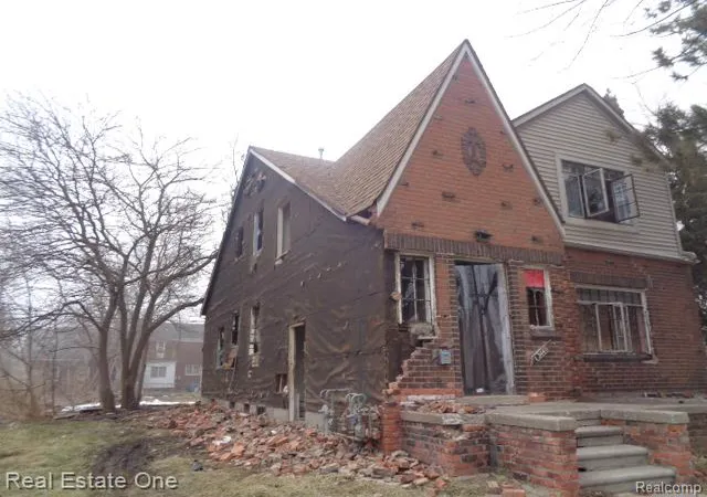 Photo 2 of Multi family home for sale at 13445 Maiden St, Detroit, MI 48213 | MLS# 20261010040 | Listing updated on 2026-07-06