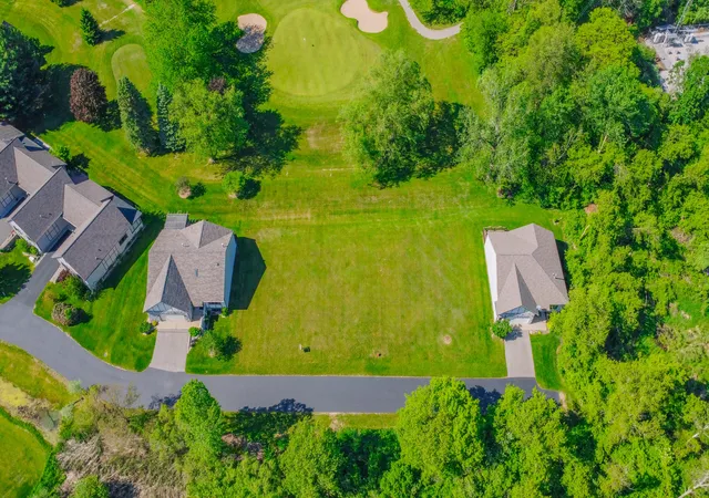 2nd image of 406 Vienna Ln, Fremont, MI 49412 | MLS# 65026006069