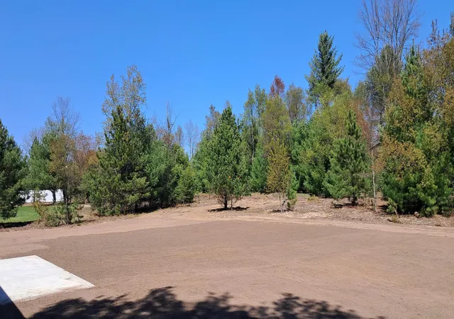 Photo 3 of Single family home for sale at 2221 Nancy Kay Ave, Green Lake Township Grand Traverse, MI 49643 | MLS# 78080065528 | Listing updated on 2026-07-06