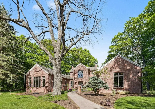 2nd image of N3870 N Grand Oak Dr, Iron Mountain, MI 49801 | MLS# 58050199823