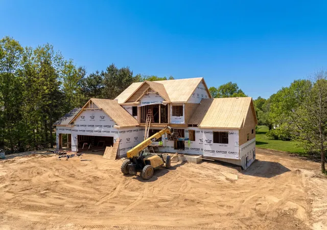 3rd image of 7872 Interlochen St, Kalamazoo, MI 49009 | MLS# 66026006286