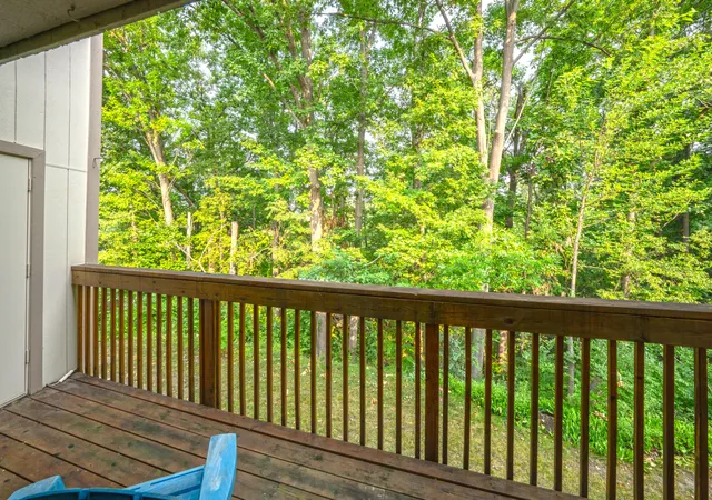 4th image of 1564 Charter Oak Dr, Rochester Hills, MI 48309 | MLS# 81026006313