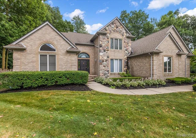 Photo 3 of Single family home for sale at 17840 Christine Blvd N, Clinton Township, MI 48038 | MLS# 20261010824 | Listing updated on 2026-09-01