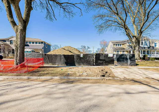 Photo 2 of Mansion for sale at 1397 Hazel St, Birmingham, MI 48009 | MLS# 20261011034 | Listing updated on 2026-07-06