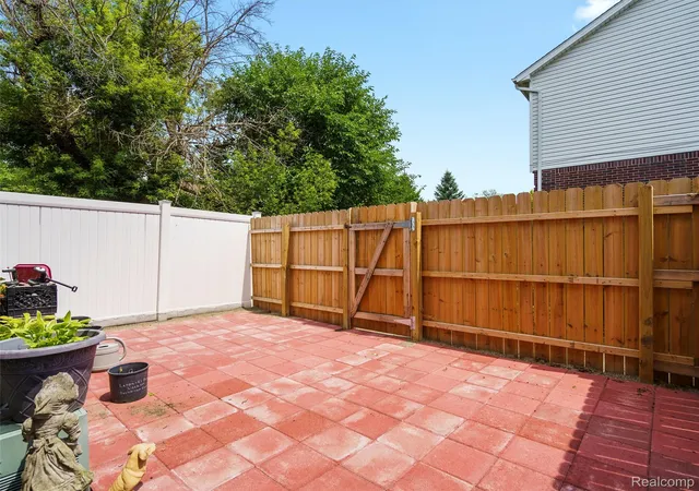 3rd image of 25630 Salem, Roseville, MI 48066