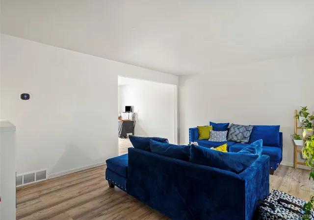 4th image of 25630 Salem, Roseville, MI 48066