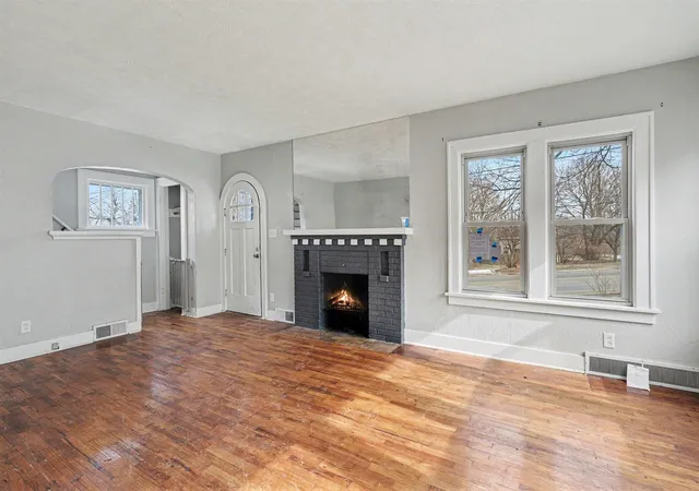 Photo 3 of Single family home for sale at 2326 S Burdick St, Kalamazoo, MI 49001 | MLS# 66026006640 | Listing updated on 2026-05-07