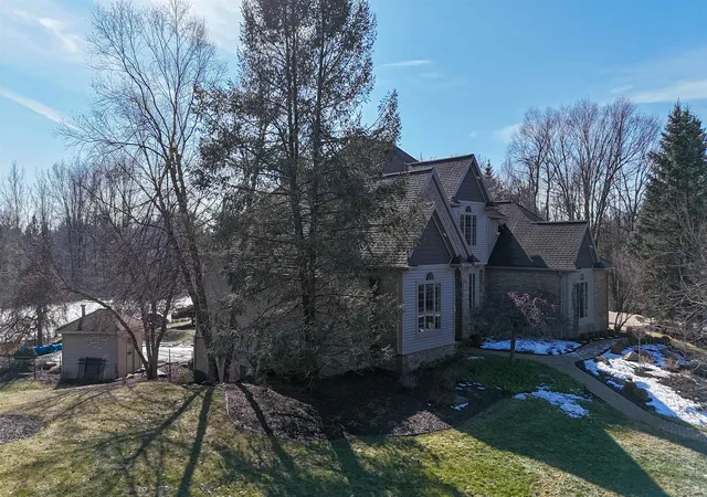 2nd image of 956 E Remus Rd, Mount Pleasant, MI 48858 | MLS# 79080065610