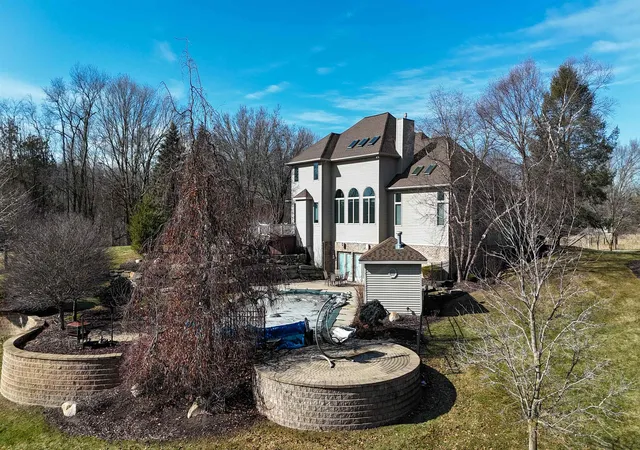 3rd image of 956 E Remus Rd, Mount Pleasant, MI 48858 | MLS# 79080065610
