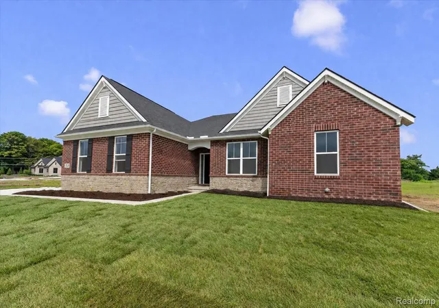 2nd image of 13743 Stone Falcon Dr, Utica, MI 48315 | MLS# 20261011544