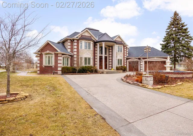 Photo 3 of Mansion for sale at 6616 Fairwood Dr, Dearborn Heights, MI 48127 | MLS# 20261011686 | Listing updated on 2026-07-06
