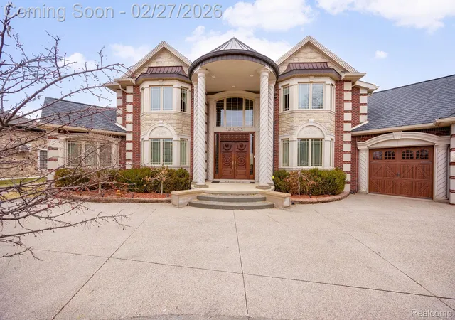 Photo 1 of Mansion for sale at 6616 Fairwood Dr, Dearborn Heights, MI 48127 | MLS# 20261011686 | Listing updated on 2026-07-06