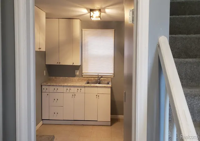 4th image of 8710 W Davison, Detroit, MI 48238 | MLS# 20261011760