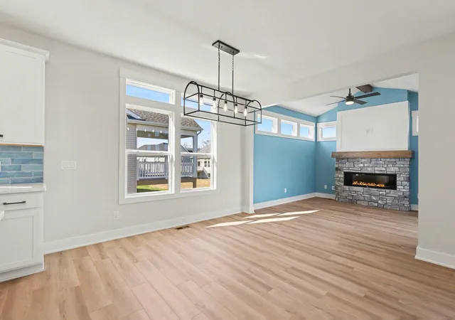 Listing Photo 5 - Condo for sale in building located at 5553 Canal Ave SW, Wyoming, MI 49418 - Unit #64