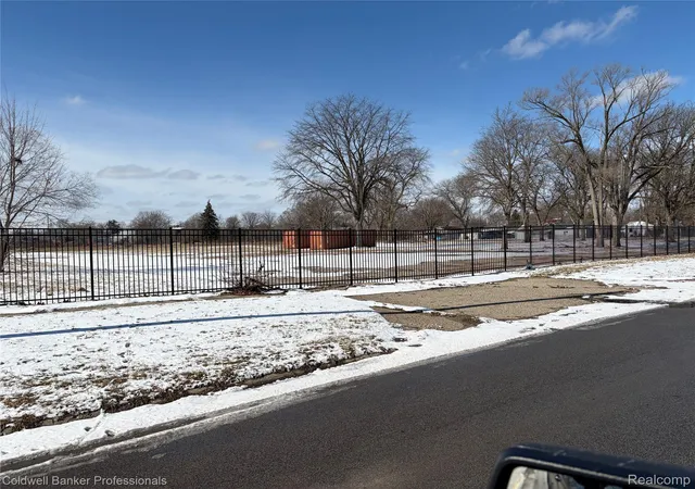 Photo 2 of Land for sale at 2701 Branch Rd, Flint, MI 48506 | MLS# 20261011908 | Listing updated on 2026-08-24