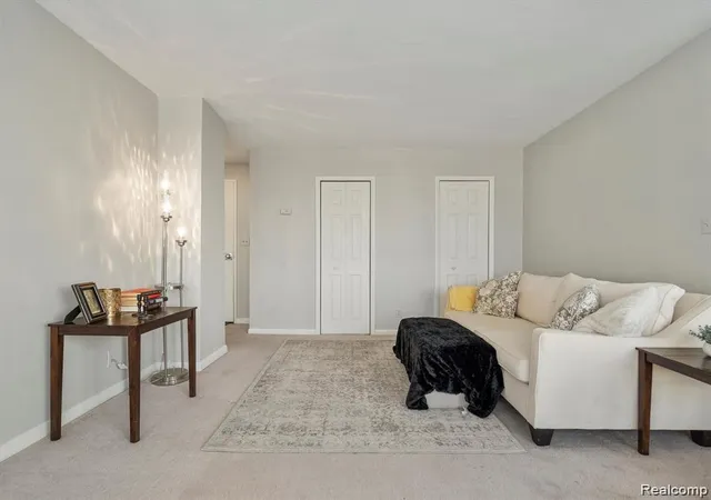 4th image of 8900 E Jefferson Ave #1110, Detroit, MI 48214 | MLS# 20261011909