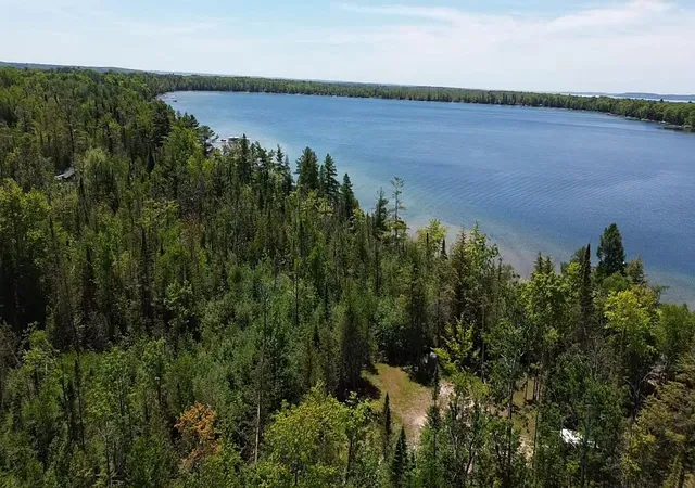 4th image of 000 Birch Pointe Dr, Elk Rapids Township Antrim, MI 49648 | MLS# 78080065657