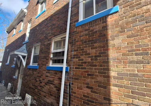 Homes for sale in Detroit, MI | 3280 Fullerton St St, Detroit, MI 48238 | MLS# 20261011950