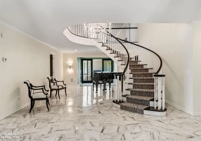 2nd image of 89 Lake Shore Rd, Grosse Pointe Farms, MI 48236 | MLS# 58050200179
