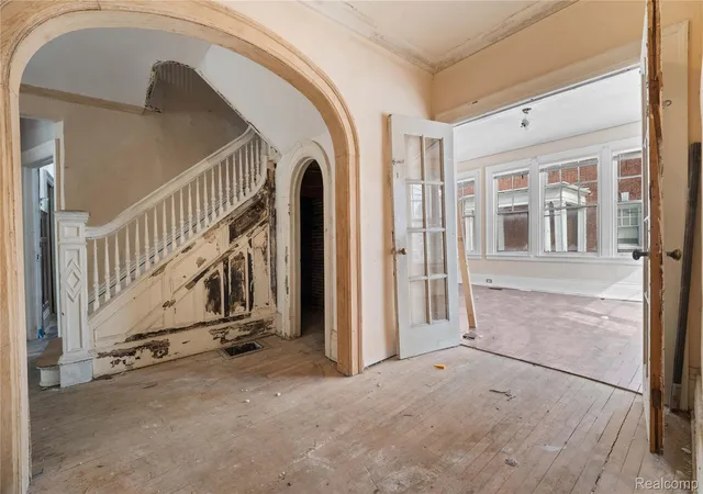 4th image of 628 Taylor St, Detroit, MI 48202 | MLS# 20261012015