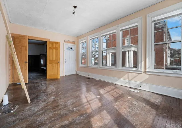 5th image of 628 Taylor St, Detroit, MI 48202 | MLS# 20261012015