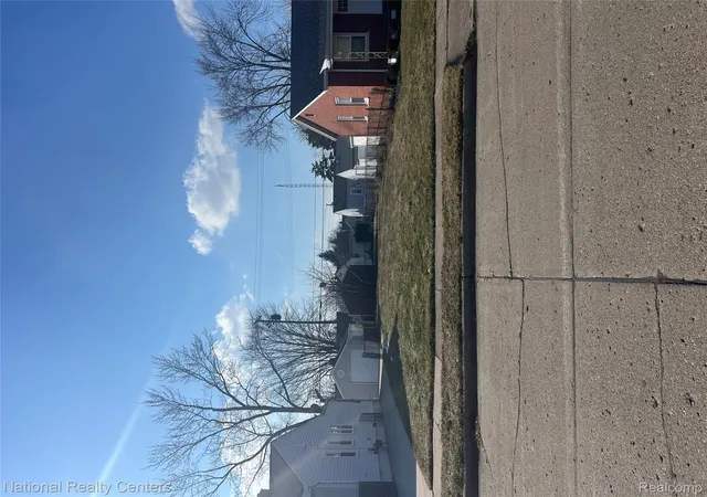 Photo 1 of Sale Pending at 26441 Belanger St, Roseville, MI 48066 | MLS# 20261012054 | Listing updated on 2026-07-07