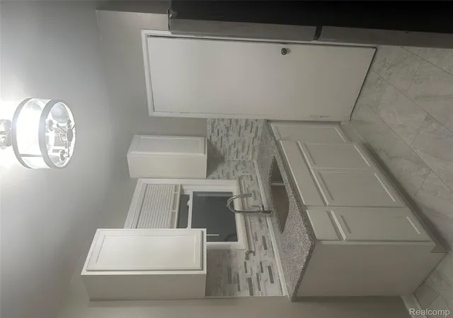 Photo 3 of Single family home for sale at 20065 Southfield Rd, Detroit, MI 48235 | MLS# 20261012070 | Listing updated on 2026-08-18