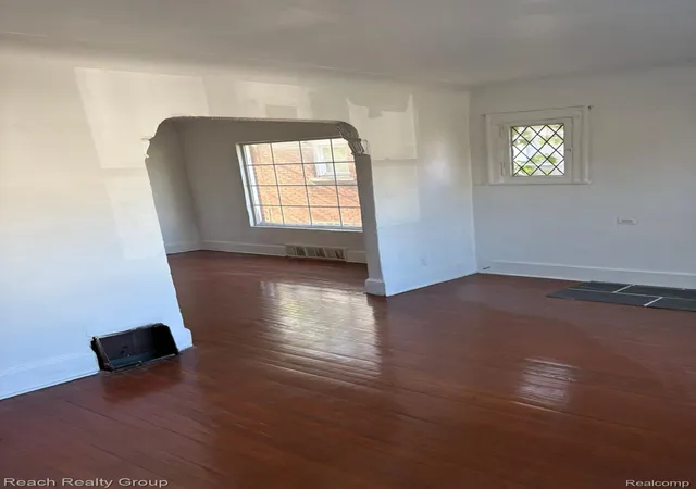 Photo 2 of Single family home for sale at 15031 Freeland St, Detroit, MI 48227 | MLS# 20261012071 | Listing updated on 2026-10-06
