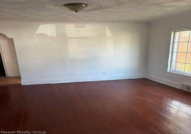 Photo 3 of Single family home for sale at 15031 Freeland St, Detroit, MI 48227 | MLS# 20261012071 | Listing updated on 2026-10-06