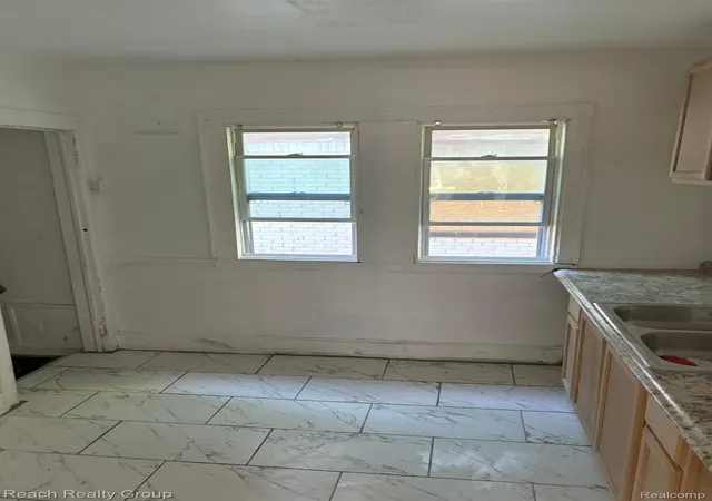 Photo 3 of Single family home for sale at 15031 Freeland St, Detroit, MI 48227 | MLS# 20261012071 | Listing updated on 2026-10-06