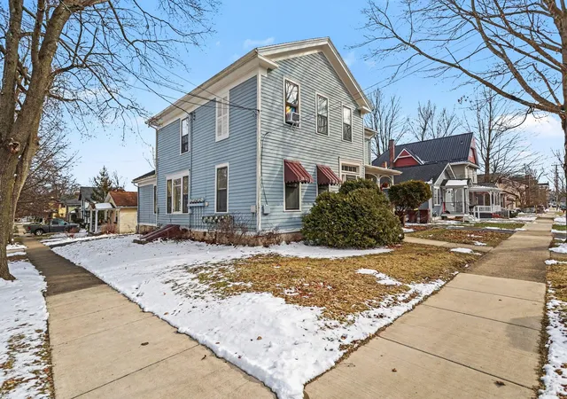 Listing Photo 2 - Condo for sale in building located at 222 N Eagle St, Marshall, MI 49068