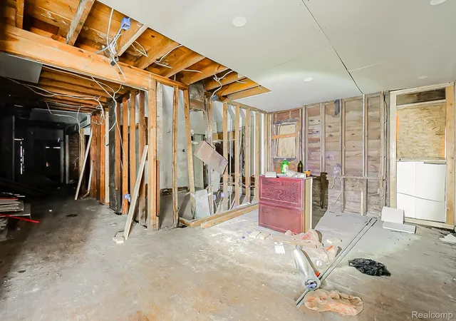2nd image of 4885 Bedford St, Detroit, MI 48224 | MLS# 20261012170