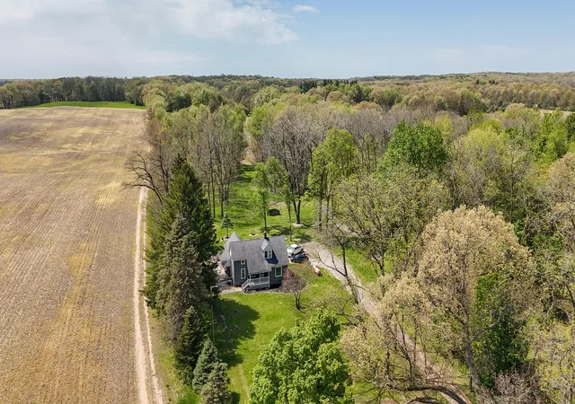 1st image of 64374 Mullen Rd, Cassopolis, MI 49031 | MLS# 69026007071