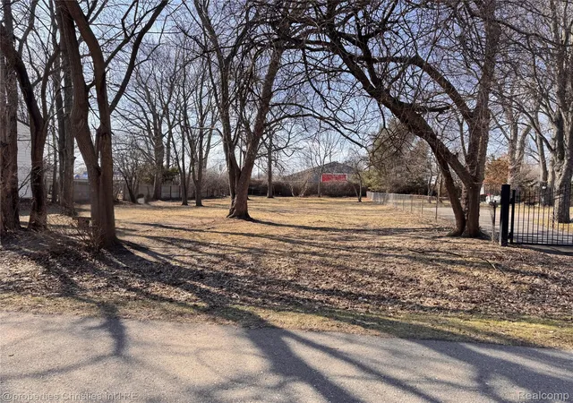 Photo 2 of Land for sale at 23183 Bush St, Southfield, MI 48033 | MLS# 20261012432 | Listing updated on 2026-08-20