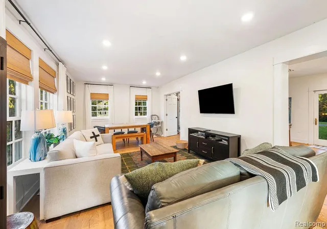 Photo 3 of Single family home for sale at 9695 Community Hall Rd, Union Pier, MI 49129 | MLS# 20261012458 | Listing updated on 2026-08-23