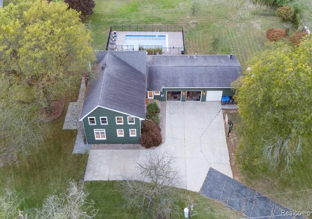 41st image of 9695 Community Hall Rd, Union Pier, MI 49129 | MLS# 20261012458