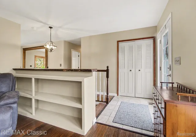 Photo 3 of Single family home for sale at 9800 Moon Rd, Saline, MI 48176 | MLS# 20261012627 | Listing updated on 2026-09-09